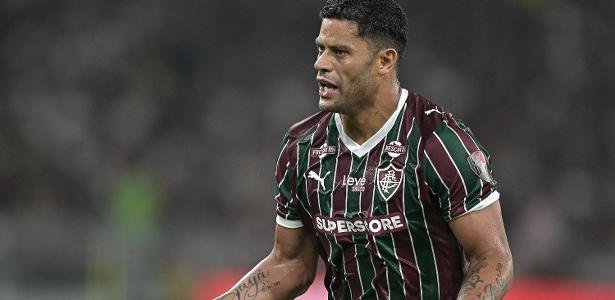 'Só pedi para checar no VAR', diz Hulk sobre possível pênalti para o Flu