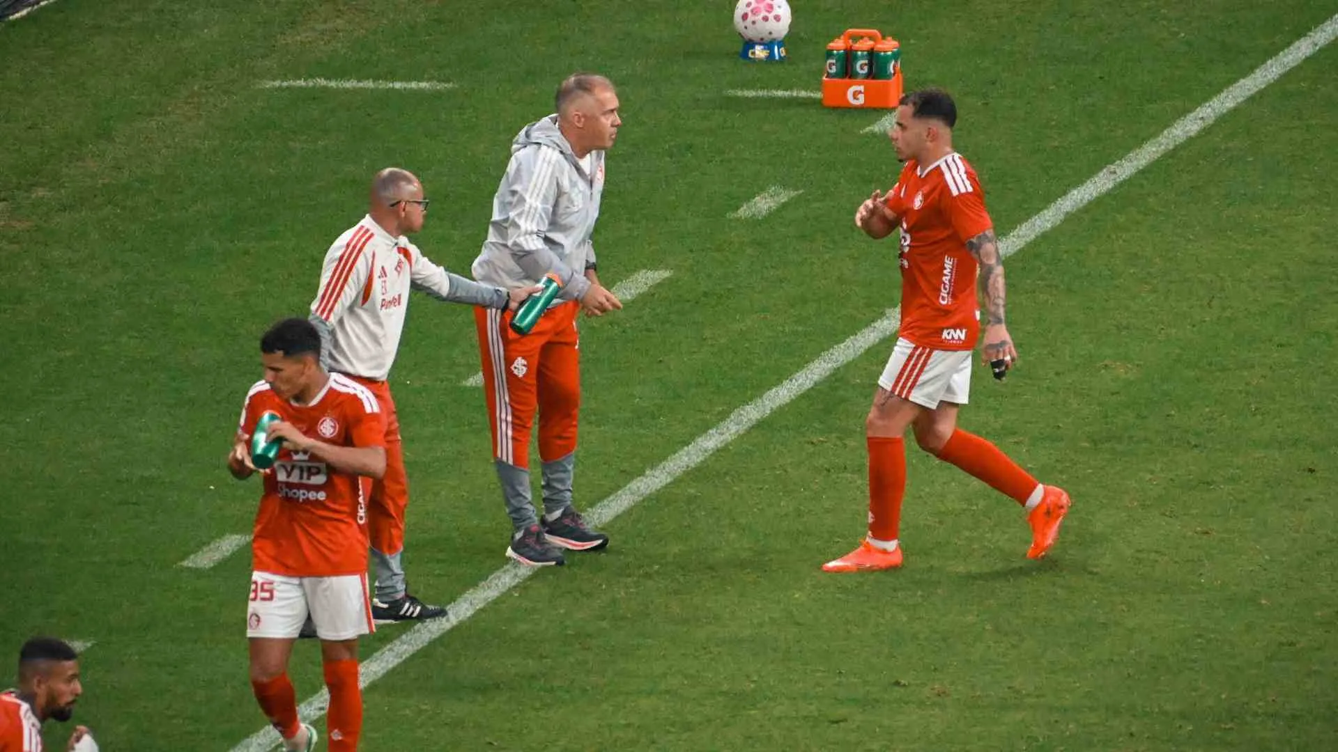 Internacional chama filho de Dunga e reforça comissão