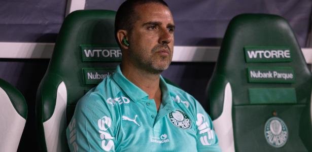Auxiliar de Abel cobra eficácia do Palmeiras e vê Dérbi como 'mais um jogo'