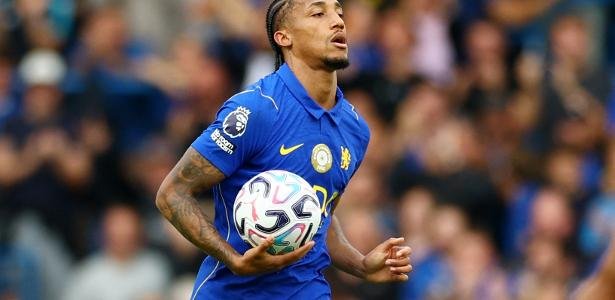 João Pedro, do Chelsea, comemora ao marcar o segundo gol contra o Hull City em Stamford Bridge, Londres12 de setembro de 2026 REUTERS/Hannah Mckay