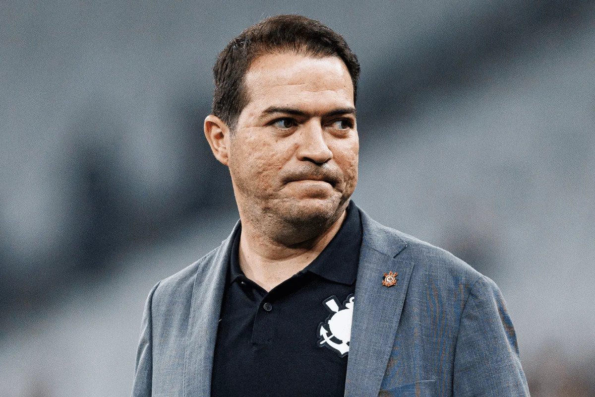 Corinthians informa saída de Marcelo Paz, executivo de futebol