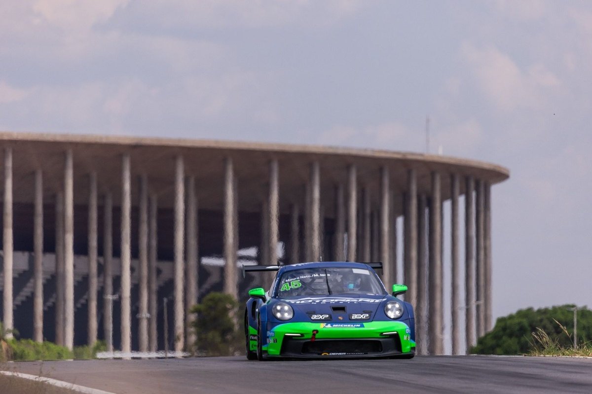 Porsche Carrera: Jose Moura Neto e Matheus Iorio são os mais rápidos do TL2 no DF