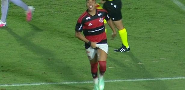 Joshua, do Flamengo, fez gesto obsceno após se classificar contra Vasco na Copa do Brasil sub-20