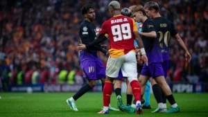 Lamine Yamal provoca Lemina após goleada sobre o Galatasaray