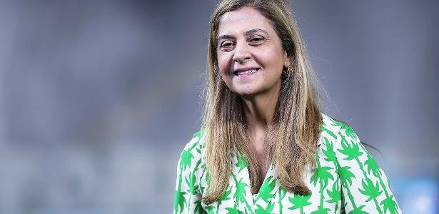 Leila Pereira, presidente do Palmeiras, durante partida contra o Grêmio na Arena Barueri