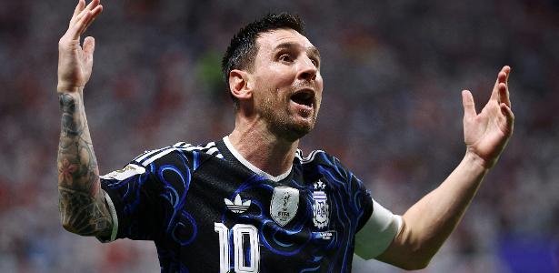 Lionel Messi, da Argentina, comemora após Lautaro Martínez marcar o segundo gol da equipe 15 de julho de 2026 REUTERS/Agustín Marcarian