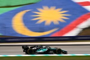F1: líder do Mundial, Mercedes busca segunda vitória da história na Malásia