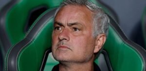 Mourinho se recusou a falar na coletiva após o jogo contra o Villareal