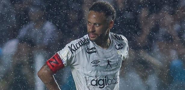 Neymar se pronuncia após expulsão, chama Nestor de idiota e cita 'safadeza'