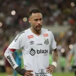 Santos prepara retorno de Neymar ao time titular contra o Fluminense