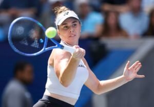 Noskova também desiste de Wuhan após se garantir no Finals