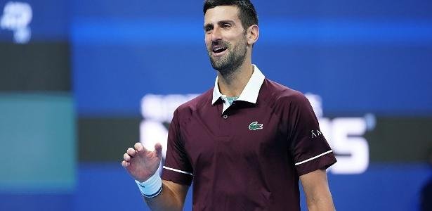 Novak Djokovic enfrenta Alex De Minaur na final do ATP 500 de Pequim