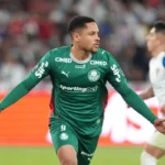 Palmeiras deve ter desfalque de Vitor Roque contra o Fluminense
