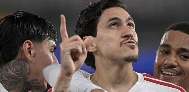 Flamengo tem tudo para ser campeão brasileiro, diz Mauro Cezar