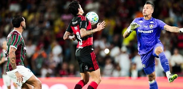 Onde vai passar Flamengo x Fluminense pelo Brasileirão? Como assistir ao vivo