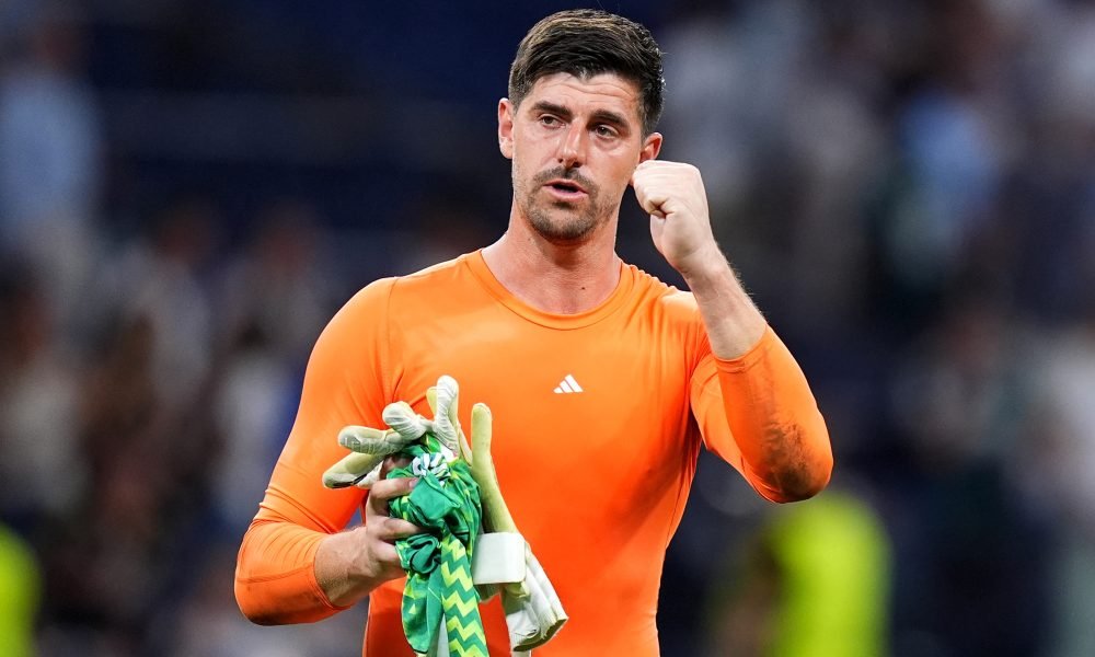 Courtois expõe bastidores na Bélgica: "Fui expulso do grupo de WhatsApp"