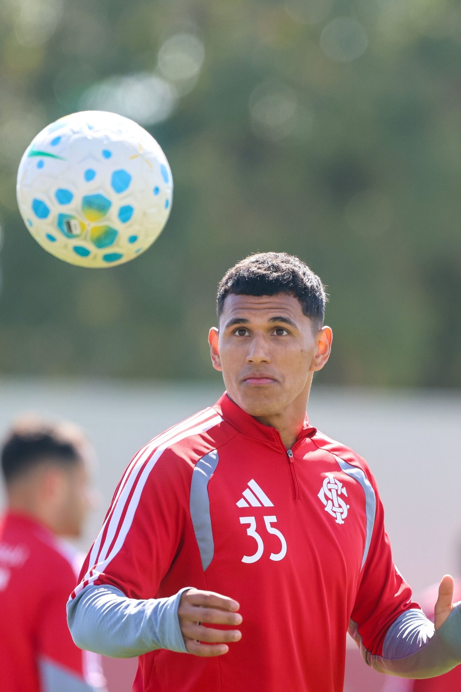 Baptista transforma alas em protagonistas no Inter, e Aguirre renasce