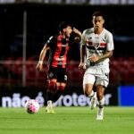 Djhordney recebe o terceiro cartão amarelo e desfalca o São Paulo contra o Vasco