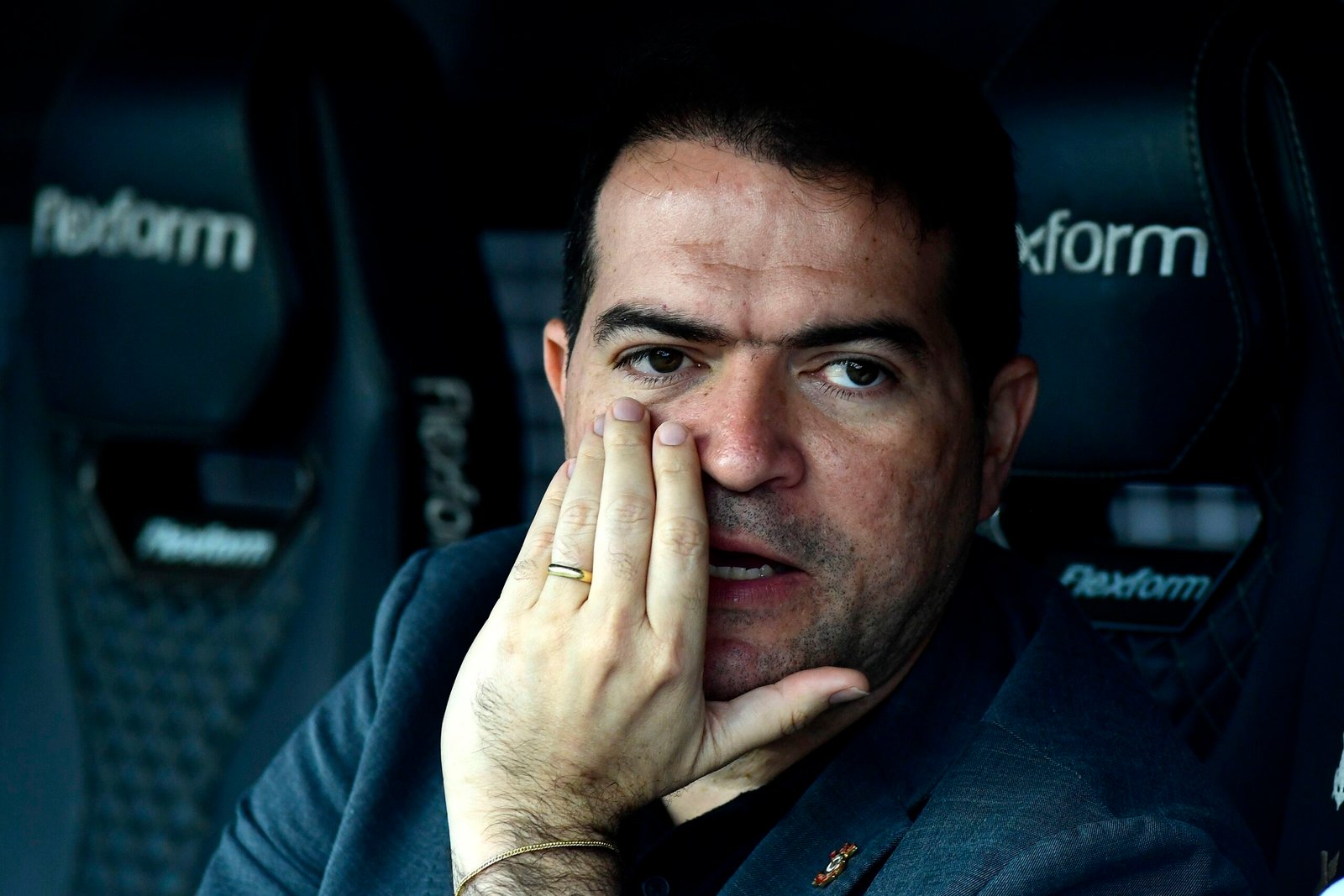 Corinthians chega ao Dérbi com dificuldades para avançar por técnico e sem alvo definido