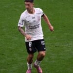 Corinthians: Garro é cobrado por Diniz por mais participação