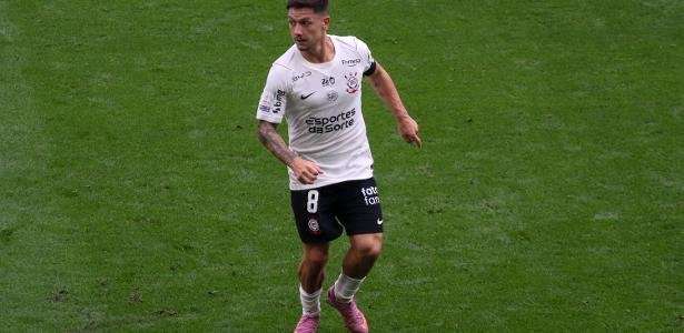 Corinthians: Garro é cobrado por Diniz por mais participação