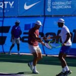Romboli arrasa na Itália e desafia ex-top 10 argentinos