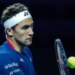 Ruud vence em três sets na Basileia, Shelton e Wawrinka jogam na terça