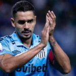 Lucas Veríssimo sofre lesão no Santos