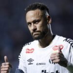Neymar treina normalmente, mas está fora de Atlético-MG x Santos; saiba o motivo