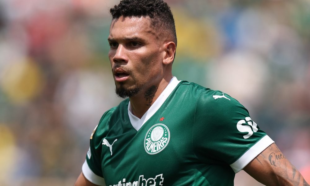Paulinho vira novidade no Palmeiras e anima Abel Ferreira