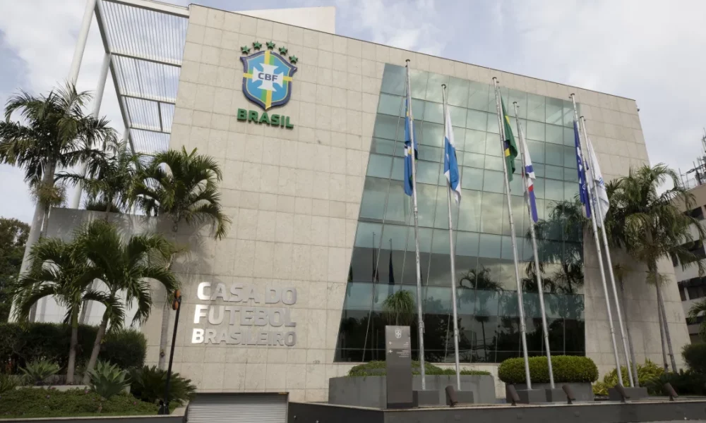 CBF abre inscrições em projeto de captação de goleiras; entenda e saiba como participar