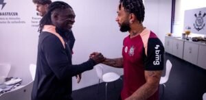 Corinthians: Seedorf 'quebra gelo' e faz treinos em dois períodos