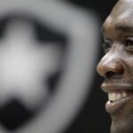 Novo técnico do Corinthians, Seedorf tem recorde de pontos pelo Botafogo no Cartola