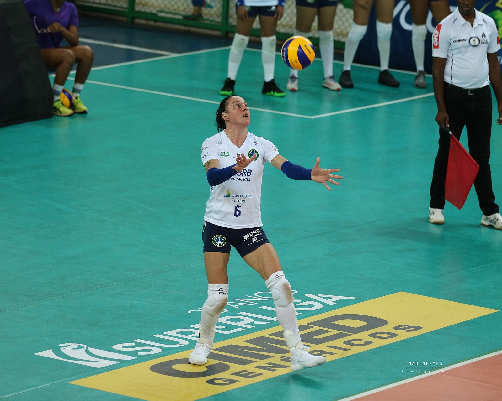 Partida de vôlei no Brasil