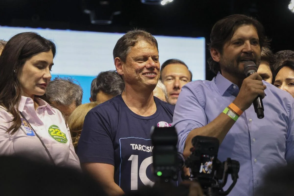 Governadores eleitos em 2026: veja para quais times eles torcem