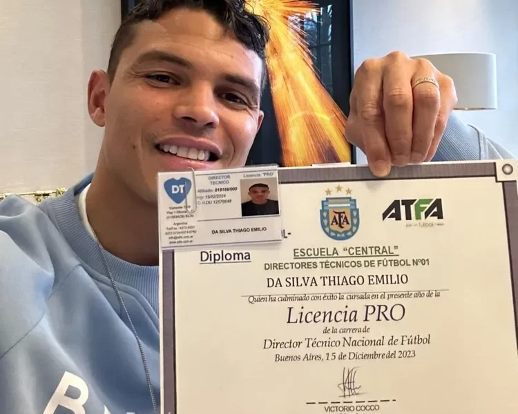 Jogadores teriam pago até R$ 100 mil por licenças falsas de técnico