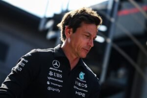 "Estou irritado": Wolff confirma falha no motor de Russell