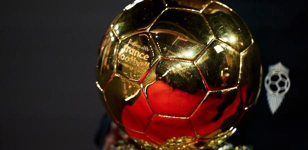 Troféu da Bola de Ouro, prêmio organizado pela revista France Football