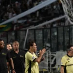 Vasco aprova venda de 90% da SAF para Marcos Lamacchia