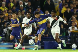 Vasco x Boca Juniors: Veja escalações e onde assistir a semifinal