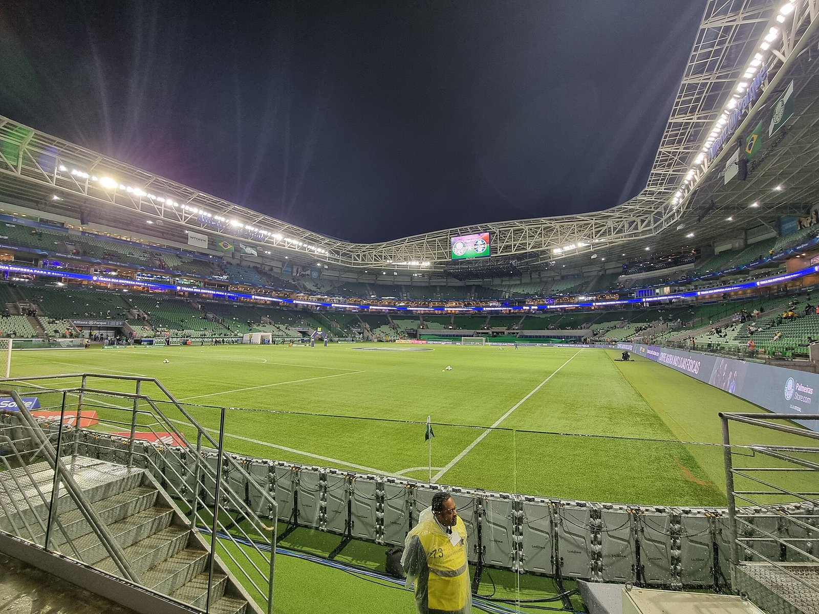 Vista interna do Allianz Parque, São Paulo, novembro de 2024