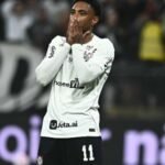 'Situação desesperadora': Colunistas debatem crise no Corinthians