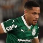 Vai jogar? Palmeiras toma decisão sobre Vitor Roque antes da Libertadores