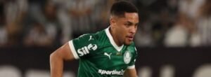Vai jogar? Palmeiras toma decisão sobre Vitor Roque antes da Libertadores