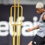 Cauan Barros sofre acidente e fica fora de viagem do Vasco