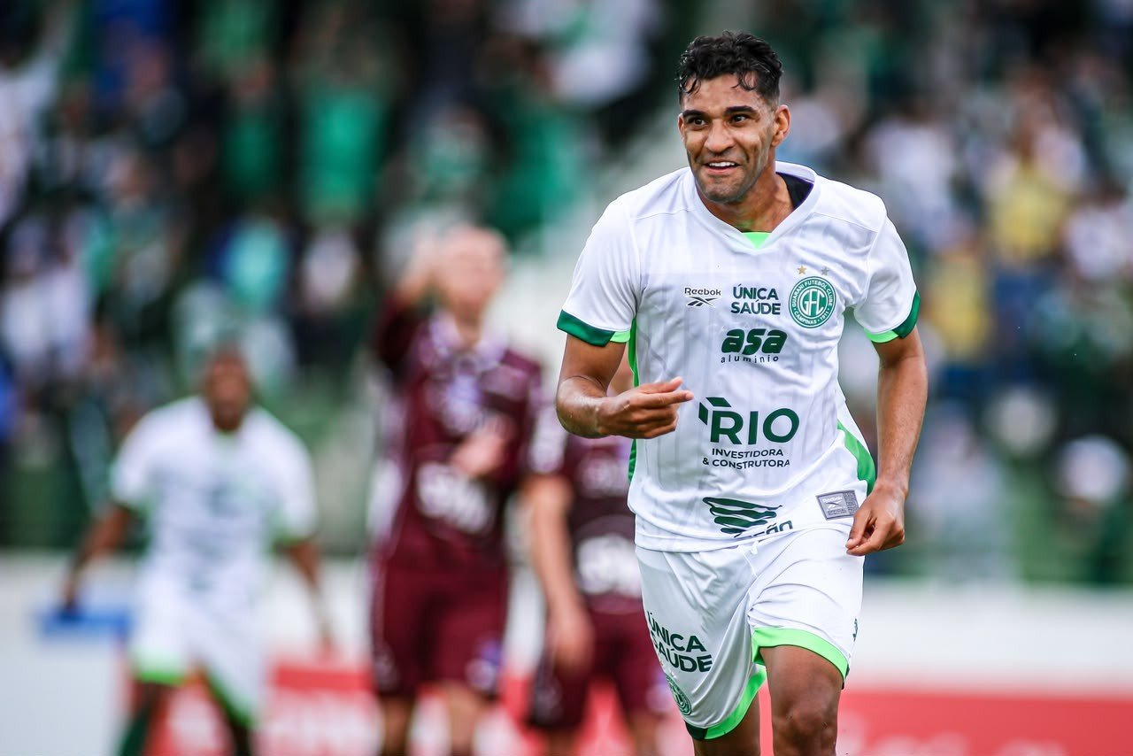 Mais dois jogadores processam o Guarani; somadas, cobranças passam de R$ 2 milhões