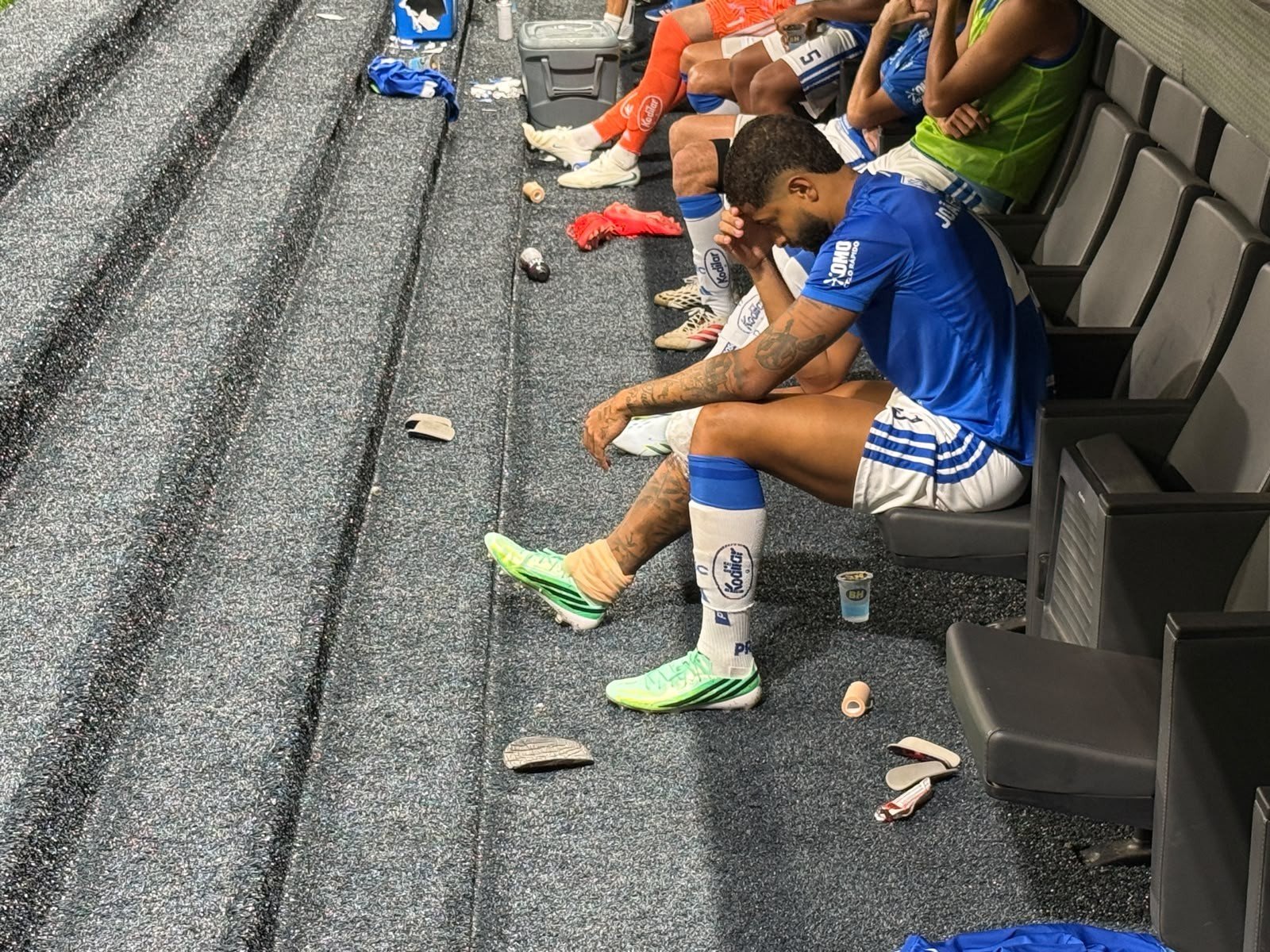 João Marcelo sofre lesão no joelho e não joga mais na temporada